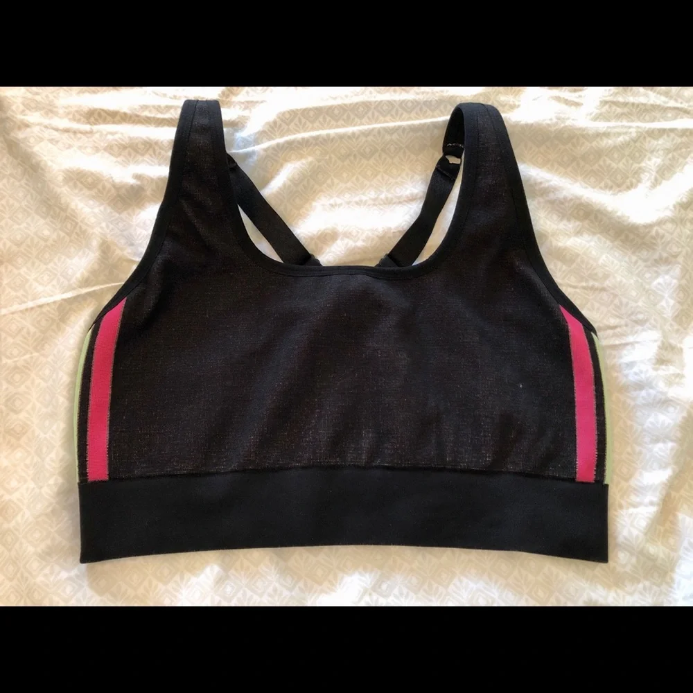 Fabletics Sports Bra - Picture 7 of 7
